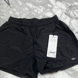 Alo Yoga Alumni Black Shorts